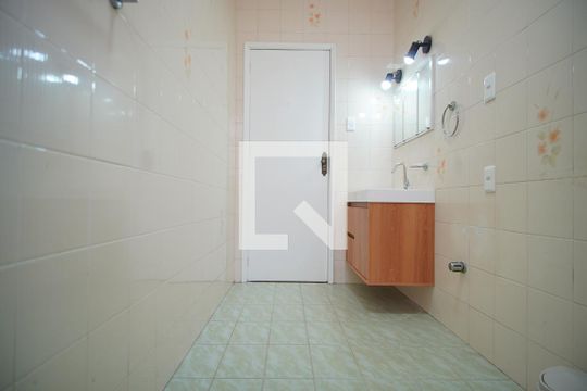 Banheiro Corredor de apartamento à venda com 2 quartos, 62m² em Cristo Redentor, Porto Alegre