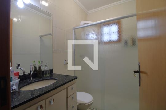 Banheiro comum de casa à venda com 3 quartos, 125m² em Cidade Dutra, São Paulo