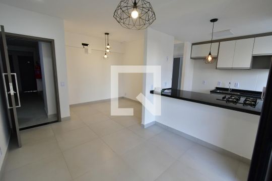 Sala de apartamento para alugar com 1 quarto, 51m² em Centro, Campinas