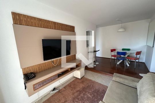 Sala de apartamento para alugar com 2 quartos, 58m² em Alto de Pinheiros, São Paulo