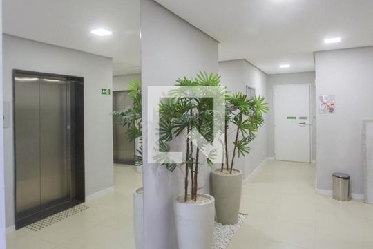 Hall de apartamento à venda com 2 quartos, 34m² em Santo Amaro, São Paulo