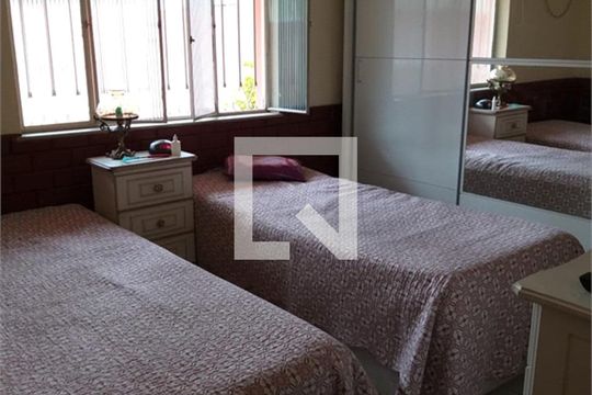 Casa à venda com 4 quartos, 170m² em Vila Kosmos, Rio de Janeiro