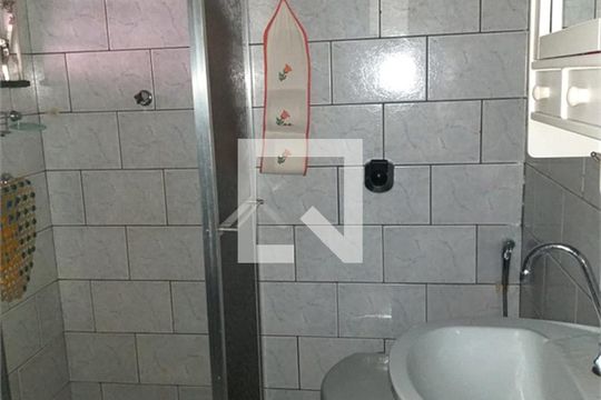 Casa à venda com 4 quartos, 170m² em Vila Kosmos, Rio de Janeiro
