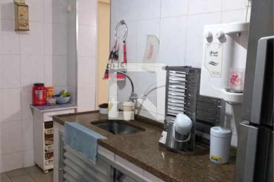 Casa à venda com 4 quartos, 170m² em Vila Kosmos, Rio de Janeiro