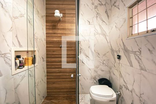 Banheiro 2 de casa à venda com 3 quartos, 442m² em Jaguaré, São Paulo