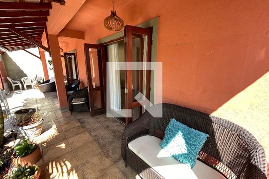 Varanda de casa para alugar com 5 quartos, 320m² em Siciliano, São Paulo