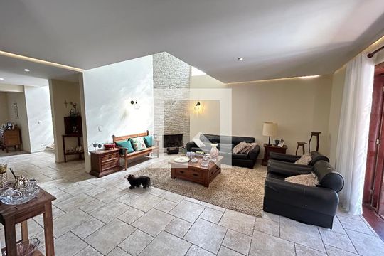 Sala de casa para alugar com 5 quartos, 320m² em Siciliano, São Paulo