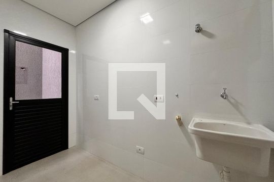 Lavanderia de casa à venda com 3 quartos, 200m² em Parque das Nações, Santo André