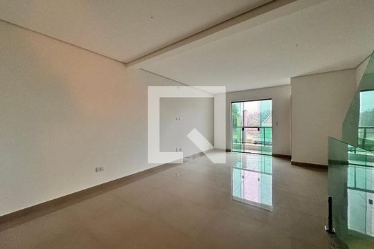 Sala de casa à venda com 3 quartos, 200m² em Parque das Nações, Santo André