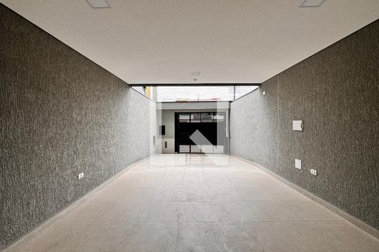 Garagem de casa à venda com 3 quartos, 200m² em Parque das Nações, Santo André