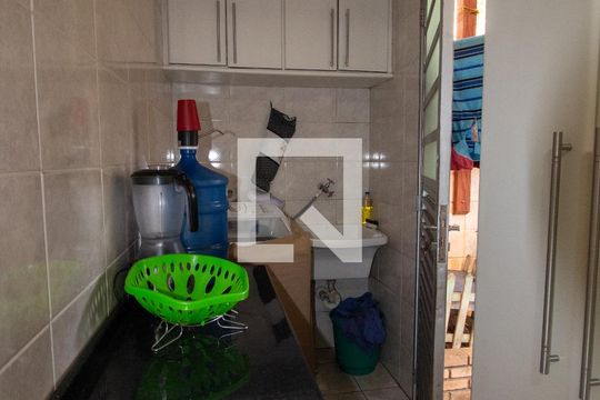 Área de Serviço de casa de condomínio à venda com 2 quartos, 110m² em Parque Ipê, São Paulo