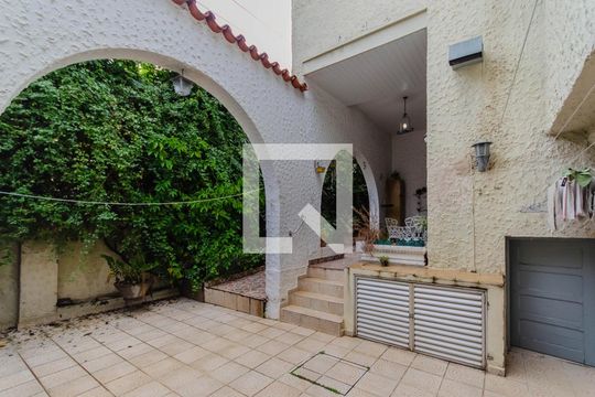 Quintal de casa à venda com 4 quartos, 472m² em Vila Monumento, São Paulo