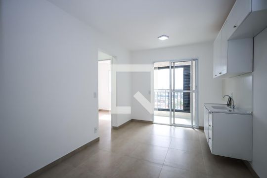 Apartamento para alugar com 2 quartos, 39m² em Vila Moinho Velho, São Paulo