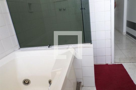 Casa à venda com 6 quartos, 250m² em Méier, Rio de Janeiro