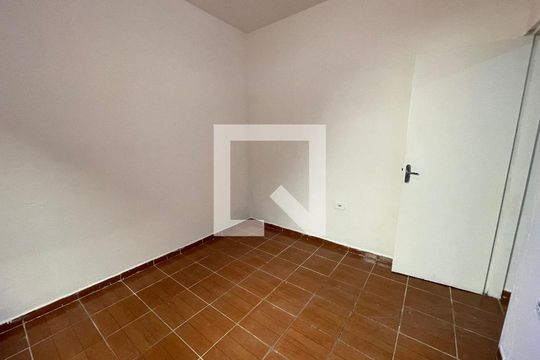 Quarto de casa para alugar com 1 quarto, 40m² em Jardim São Jorge, São Paulo