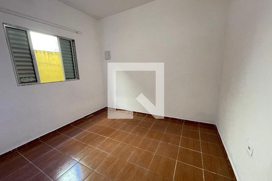 Quarto de casa para alugar com 1 quarto, 40m² em Jardim São Jorge, São Paulo