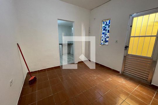 Casa para alugar com 1 quarto, 40m² em Jardim São Jorge, São Paulo