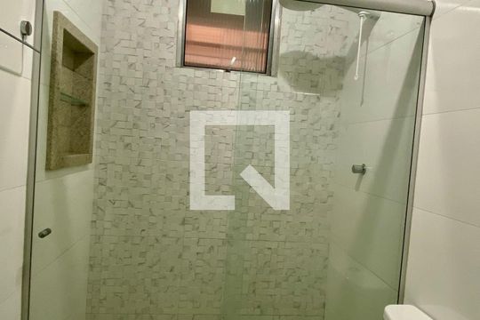 Banheiro Social de apartamento à venda com 3 quartos, 75m² em Prado, Belo Horizonte