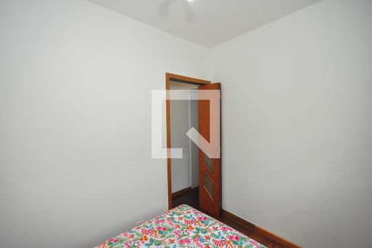 Quarto 2 de casa de condomínio à venda com 3 quartos, 110m² em Jardim Monte Kemel, São Paulo