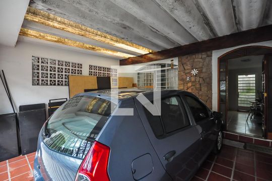 Garagem de casa de condomínio à venda com 3 quartos, 110m² em Jardim Monte Kemel, São Paulo