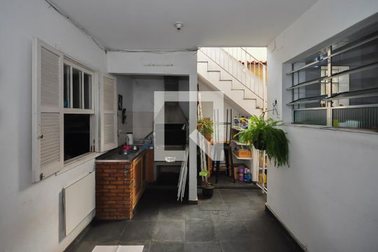 Quintal de casa de condomínio à venda com 3 quartos, 110m² em Jardim Monte Kemel, São Paulo