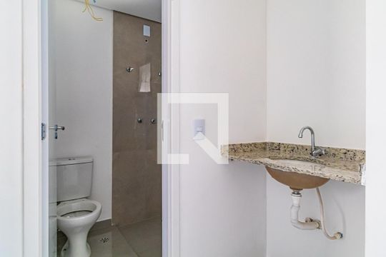 Banheiro de apartamento à venda com 1 quarto, 32m² em Jardim Trussardi, São Paulo