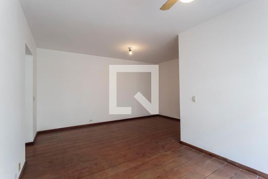 Sala  de apartamento à venda com 3 quartos, 95m² em Vila Olímpia, São Paulo