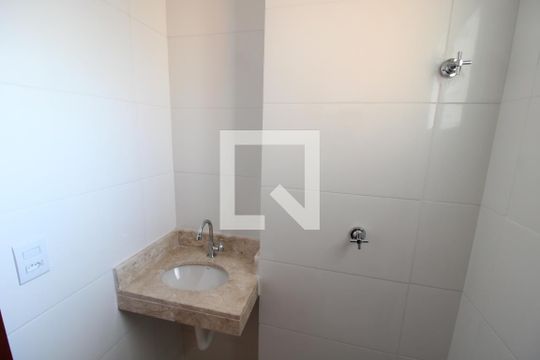Banheiro de apartamento à venda com 1 quarto, 25m² em Casa Verde Média, São Paulo