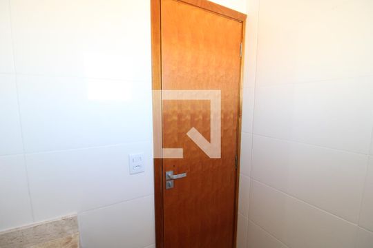 Banheiro de apartamento à venda com 1 quarto, 32m² em Casa Verde Média, São Paulo