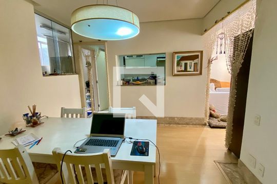 Sala 2 de apartamento à venda com 3 quartos, 152m² em Santa Lúcia, Belo Horizonte
