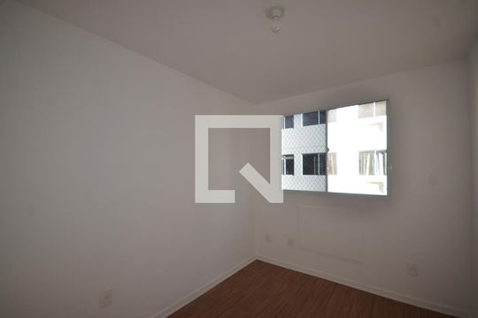 Quarto 1 de apartamento para alugar com 2 quartos, 46m² em Campo Grande, Rio de Janeiro