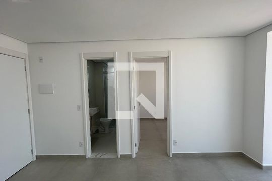 Apartamento à venda com 2 quartos, 36m² em Lapa, São Paulo