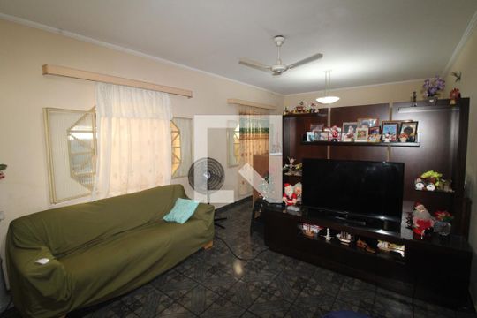 Casa à venda com 5 quartos, 230m² em Imirim, São Paulo