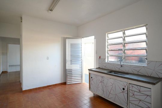 Cozinha de casa para alugar com 3 quartos, 120m² em Sacoma, São Paulo