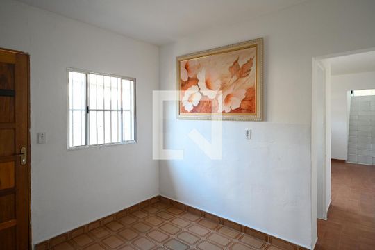 Sala de casa para alugar com 3 quartos, 120m² em Sacoma, São Paulo