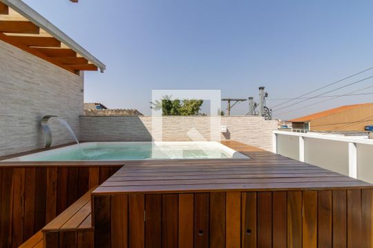 Terraço de casa para alugar com 3 quartos, 200m² em Vila Flórida, Guarulhos