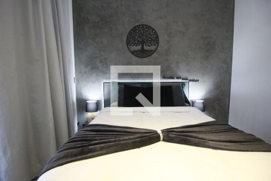 Sala-Quarto de kitnet/studio à venda com 1 quarto, 30m² em Indianópolis, São Paulo