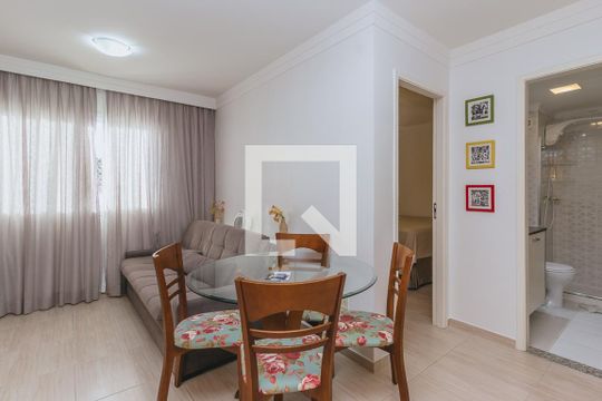 Sala de apartamento para alugar com 1 quarto, 40m² em Monte Castelo, São José dos Campos