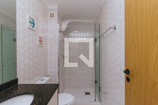 Banheiro de apartamento para alugar com 1 quarto, 40m² em Monte Castelo, São José dos Campos