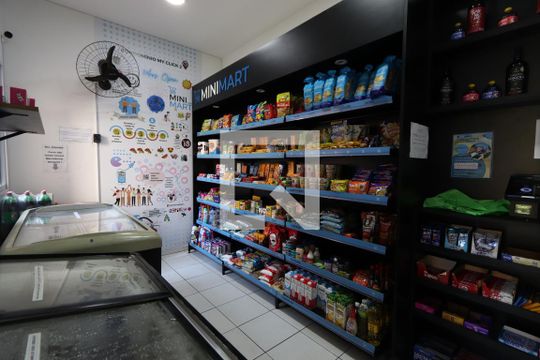 Área comum - Mercado de apartamento para alugar com 2 quartos, 35m² em Cidade Satélite Santa Bárbara, São Paulo