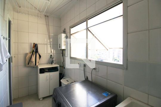 Área de Serviço de apartamento para alugar com 3 quartos, 94m² em Vila Nova Conceição, São Paulo
