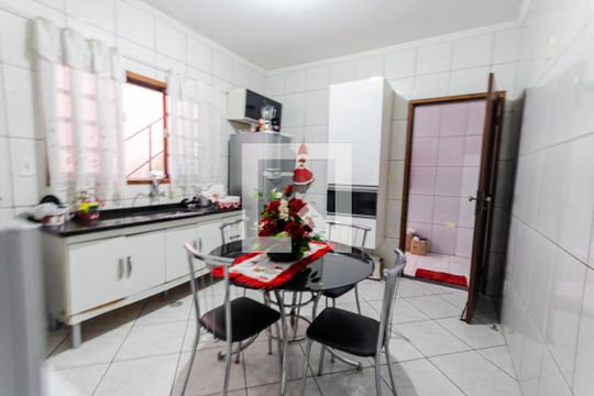 Cozinha de casa à venda com 3 quartos, 250m² em Vila Curuçá, Santo André