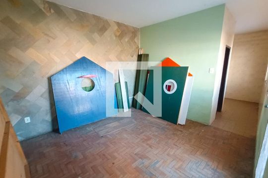 Casa à venda com 2 quartos, 95m² em Novo Riacho, Contagem