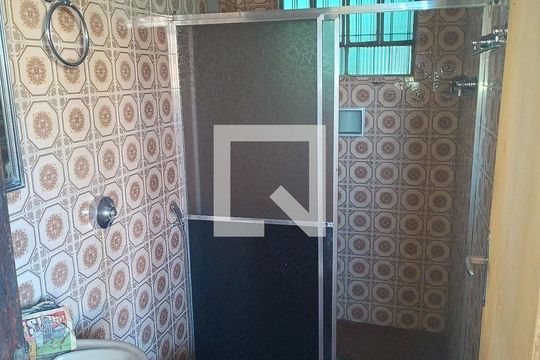 Banheiro de casa à venda com 2 quartos, 95m² em Novo Riacho, Contagem