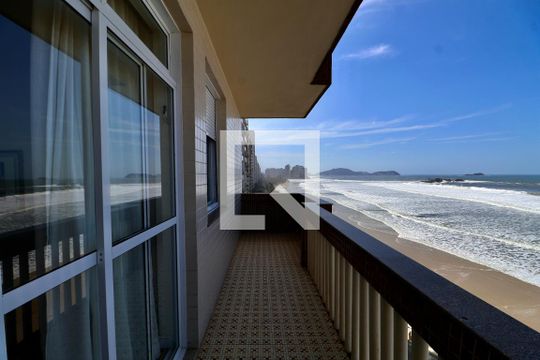 Varanda Sala de apartamento para alugar com 4 quartos, 130m² em Centro, Guarujá