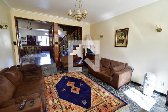 Casa à venda com 4 quartos, 400m² em Vila Industrial (campinas), Campinas