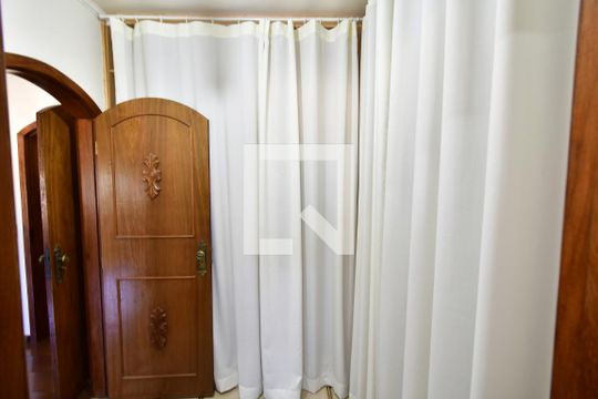 Closet Suíte de casa à venda com 4 quartos, 400m² em Vila Industrial (campinas), Campinas