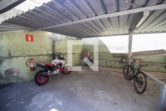 Garagem de apartamento à venda com 3 quartos, 91m² em Brasiléia, Betim
