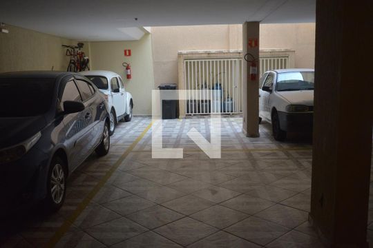 Área comum de apartamento para alugar com 3 quartos, 72m² em Parque das Nações, Santo André