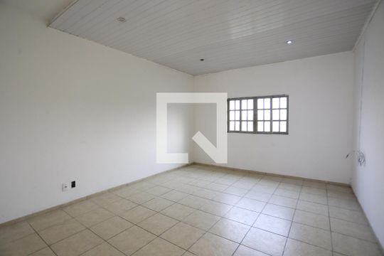 Sala de casa à venda com 4 quartos, 118m² em Jardim do Lago, São Paulo